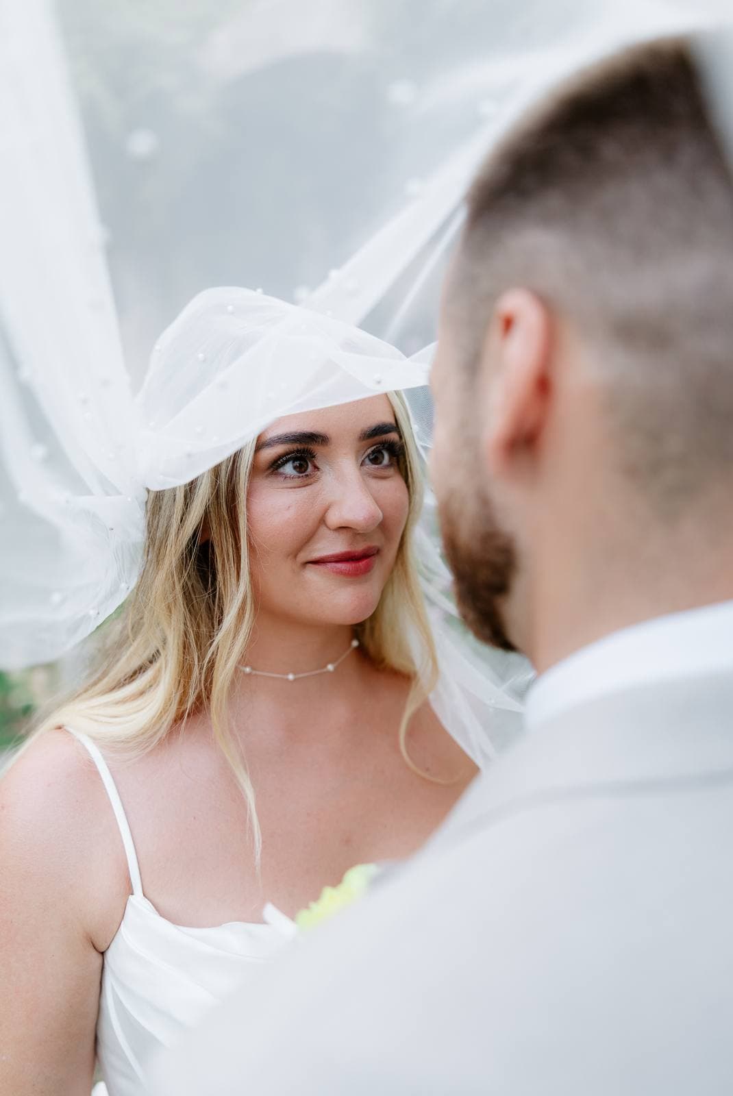 Hannah & Danial, under the veil