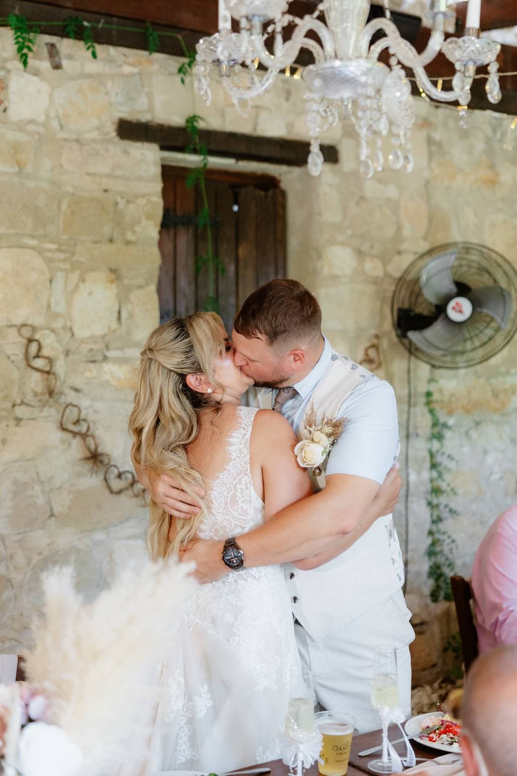 Rita & Andrej, a kiss at the dinner table